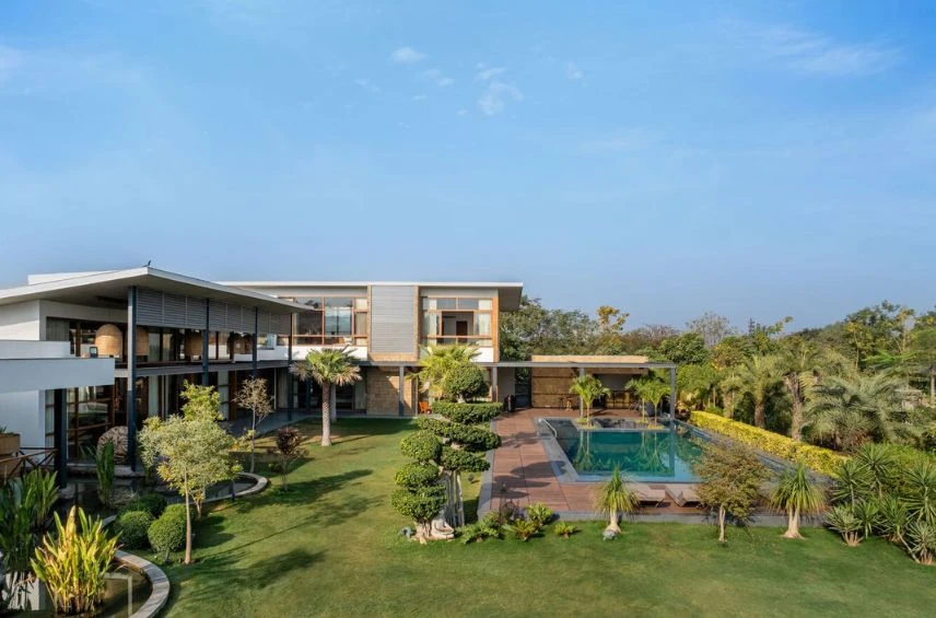 These Courtyard Villas Connect Deeply with Nature and Everyday Rhythms