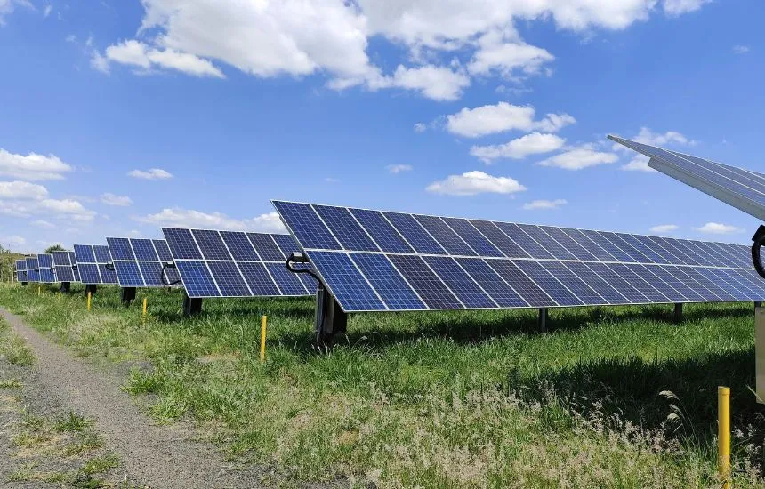 India Achieves 50% Non-Fossil Power Capacity—Five Years Ahead of Global Commitments