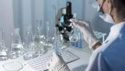 IIT Guwahati Develops Sunlight-Based Tech to Convert CO₂ into Methanol Fuel