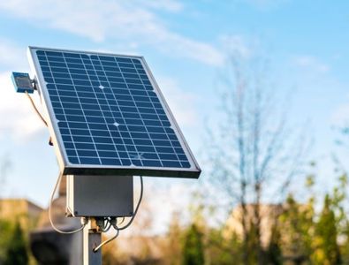 Solar Grid Charges May Slow Rooftop Solar Adoption, Warn Experts