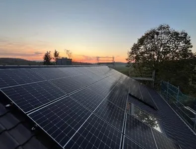 Brookfield Plans Exit from 550 MW Bikaner Solar Project; Targets ₹3,000 Cr Valuation