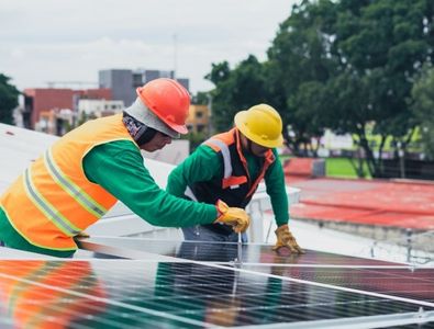 Krystal Solar Wins ₹138 Crore Rooftop Solar Project for Maharashtra Healthcare Facilities