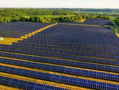 India Installs Record 15.3 GW Solar Capacity in Q1 2026
