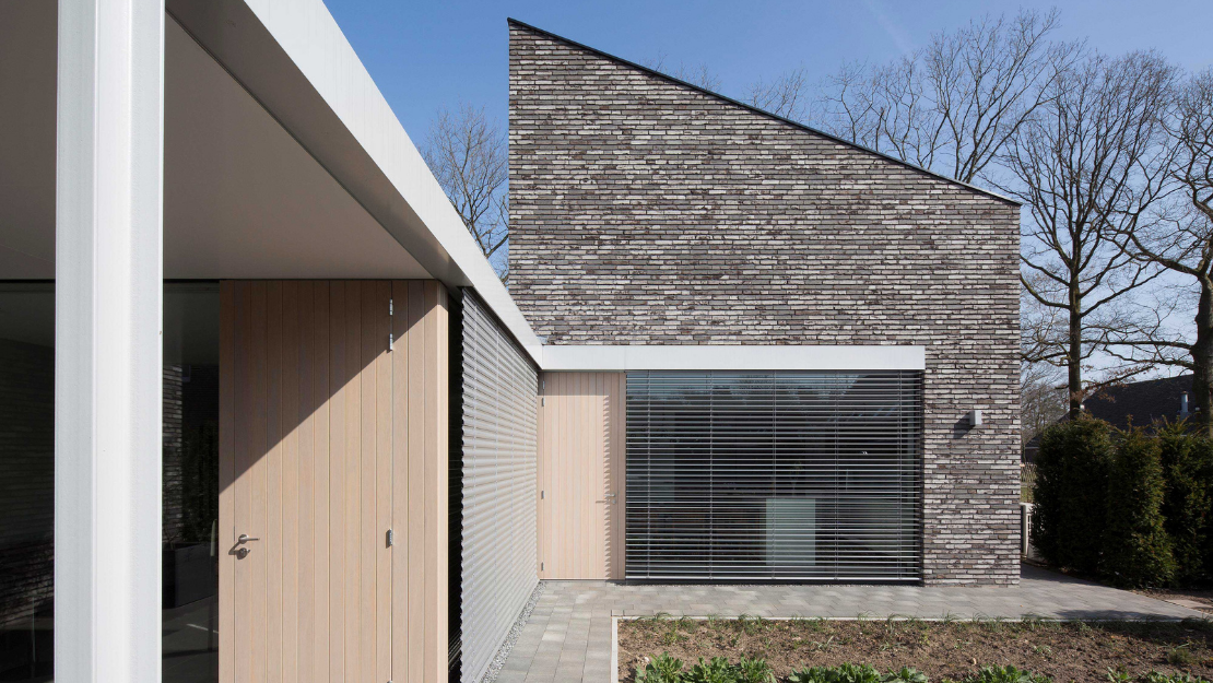 Positive Energy Dwelling Turns a Home Into a Small Power Plant